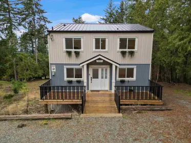 2601 Gunwhale Road, Pender Island, BC, Pender island — Single Family Residence for sale