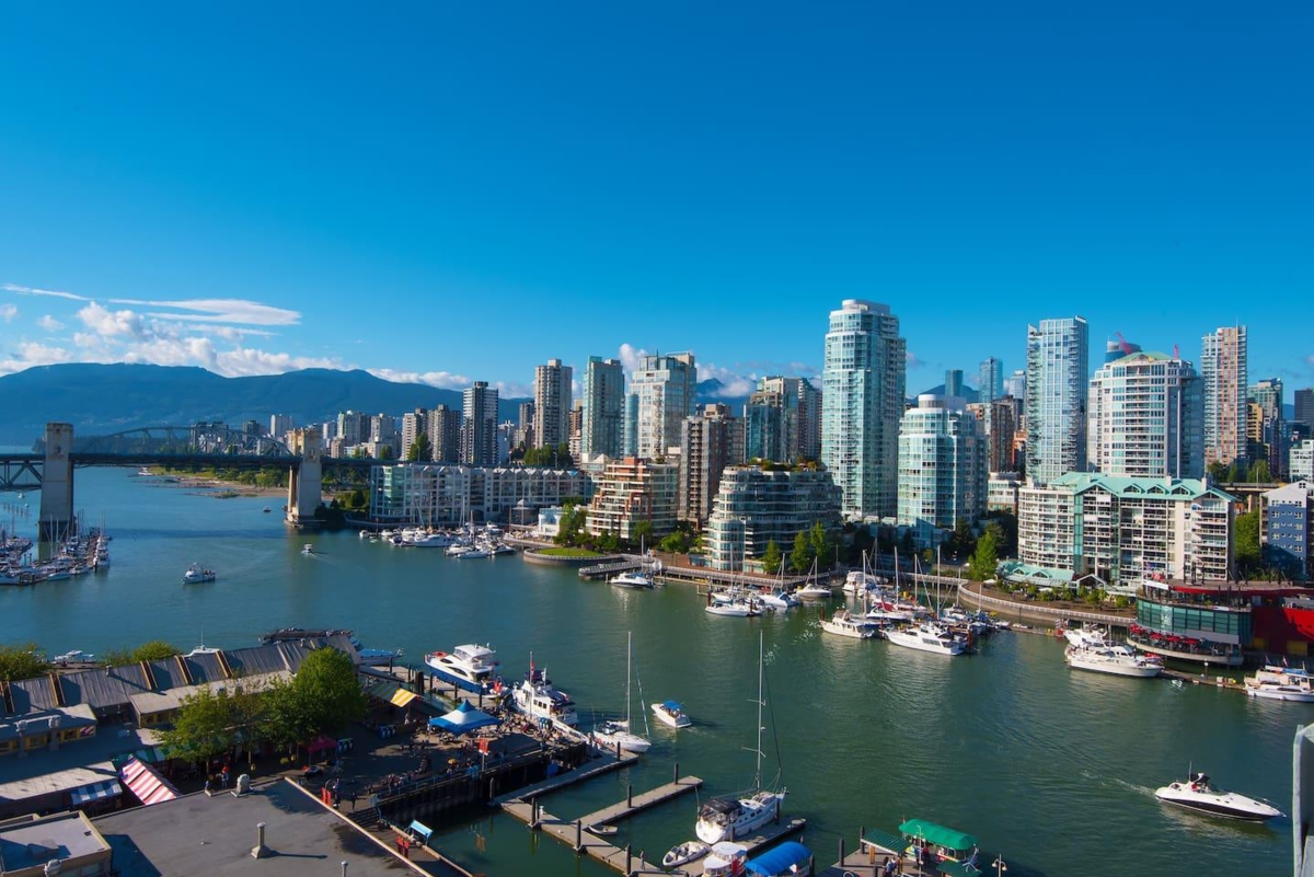 Breakfast Nook Photo of 2603 1372 Seymour Street, Vancouver, BC
