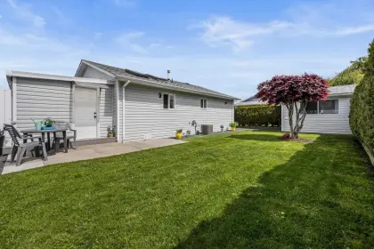 113 45918 Knight Road, Chilliwack, BC, Chilliwack — Single Family Residence for sale