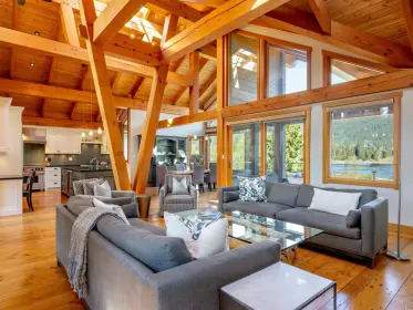 8061 Nicklaus North Boulevard, Whistler, BC, Whistler — Single Family Residence for sale