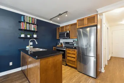 PH5 2265 E Hastings Street, Vancouver, BC, Vancouver — Apartment/Condo for sale