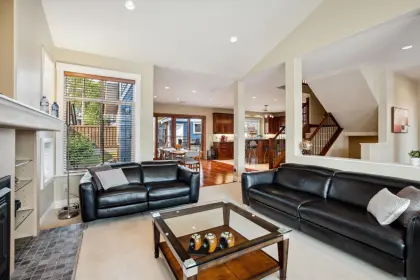 4371 Charles Street, Burnaby, BC, Burnaby — Single Family Residence for sale