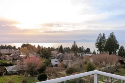 4845 Bluegrouse Drive, Sechelt, BC, Sechelt — Single Family Residence for sale
