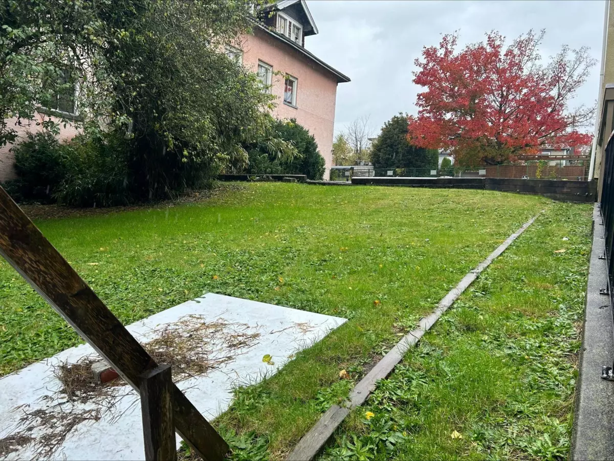 Family Room Photo of 1113 Sixth Avenue, New Westminster, BC