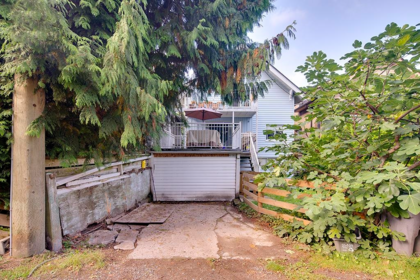 Breakfast Nook Photo of 2318 Macdonald Street, Vancouver, BC