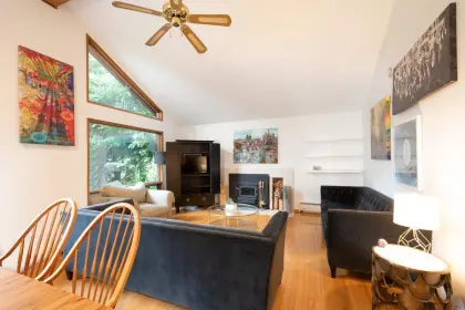 1581 Whitesails Drive, Bowen Island, BC, Bowen island — Single Family Residence for sale