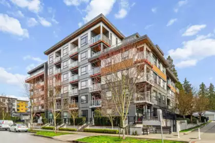 303 717 Breslay Street, Coquitlam, BC, Coquitlam — Apartment/Condo for sale