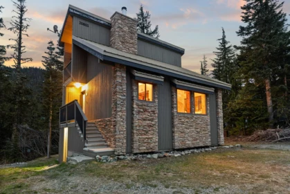20803 Mount Keenan Road, Mission, BC, Mission — Single Family Residence for sale