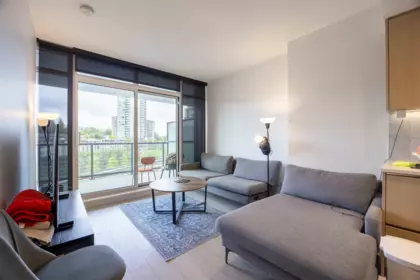 607 4720 Lougheed Highway, Burnaby, BC