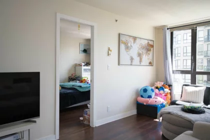 607 833 Agnes Street, New Westminster, BC, New Westminster — Apartment/Condo for sale