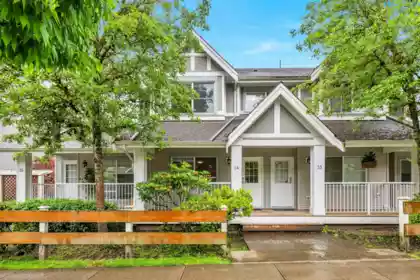34 6555 192a Street, Surrey, BC, Surrey — Townhouse for sale
