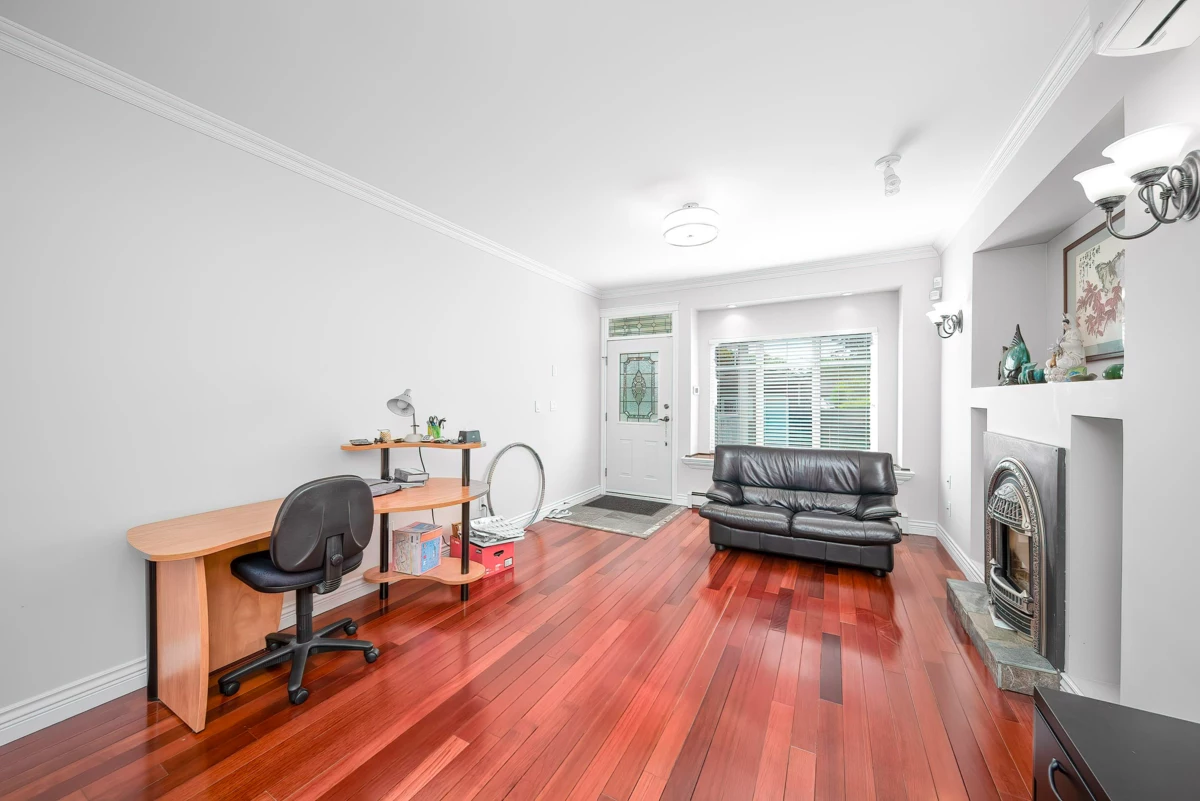 Office / Den Photo of 1312 Tenth Avenue, New Westminster, BC