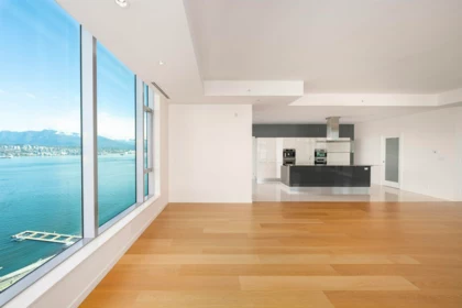 2601 277 Thurlow Street, Vancouver, BC