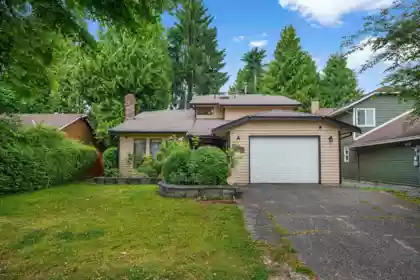 15667 98a Avenue, Surrey, BC, Surrey — Single Family Residence for sale