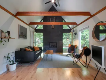 7922 Redrooffs Road, Halfmoon Bay, BC, Halfmoon Bay — Single Family Residence for sale