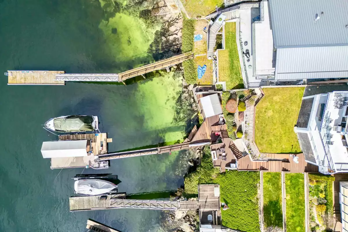 Kitchen Island Photo of 4705 Belcarra Bay Road, Belcarra, BC