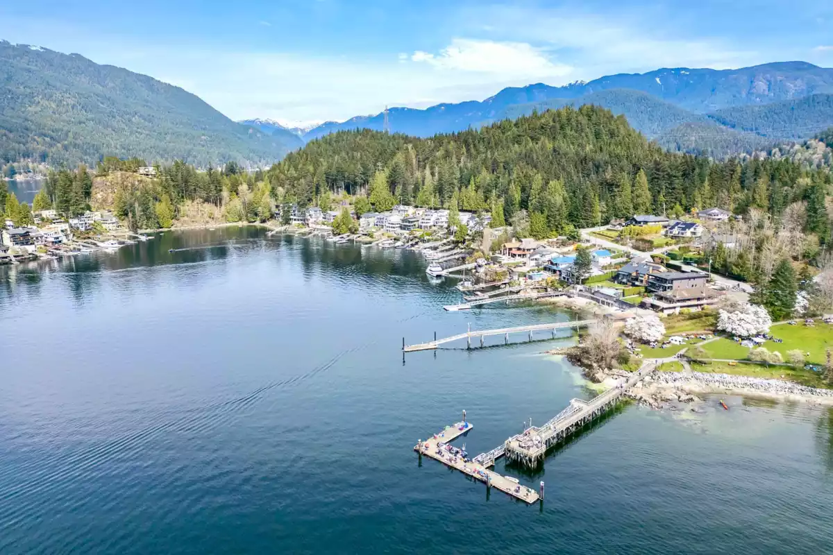 Living Room Photo of 4705 Belcarra Bay Road, Belcarra, BC