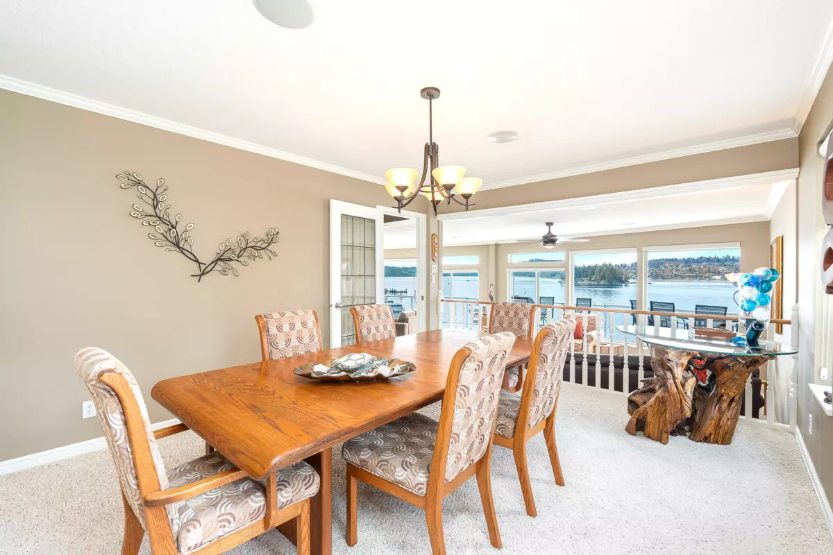 Mudroom Photo of 4705 Belcarra Bay Road, Belcarra, BC