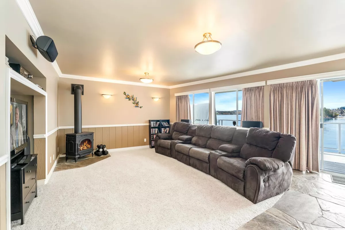 Swimming Pool Photo of 4705 Belcarra Bay Road, Belcarra, BC