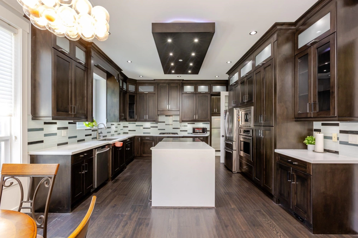 Breakfast Nook Photo of 1540 Maple Street, White Rock, BC