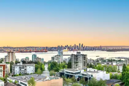 1205 135 E 13th Street, North Vancouver, BC, North Vancouver — Apartment/Condo for sale