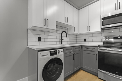 201 1948 Coquitlam Avenue, Port Coquitlam, BC