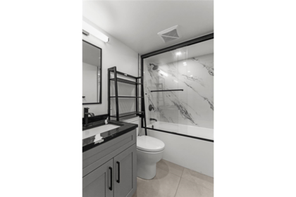 Primary Bathroom Photo of 201 1948 Coquitlam Avenue, Port Coquitlam, BC