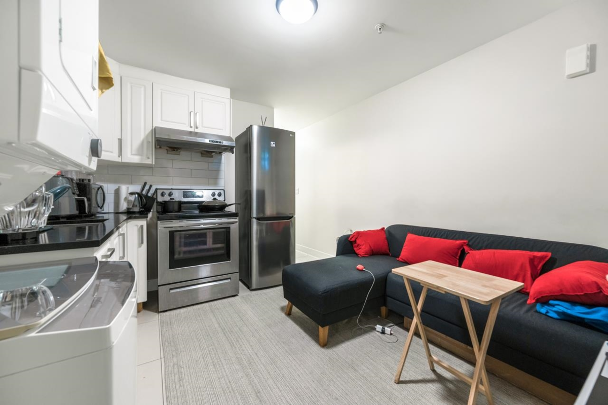 Outdoor Patio Photo of 288 E 59th Avenue, Vancouver, BC