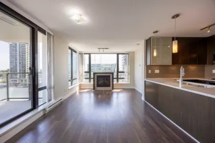 1003 7325 Arcola Street, Burnaby, BC, Burnaby — Apartment/Condo for sale