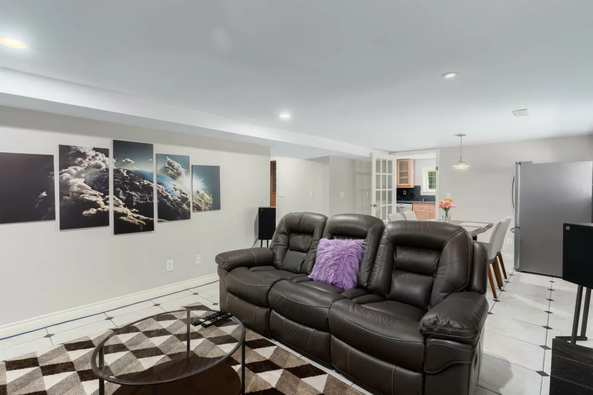 Breakfast Nook Photo of 6361 Granville Street, Vancouver, BC