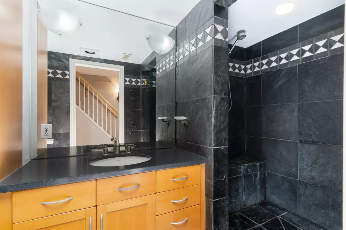 Walk-In Closet Photo of 6361 Granville Street, Vancouver, BC