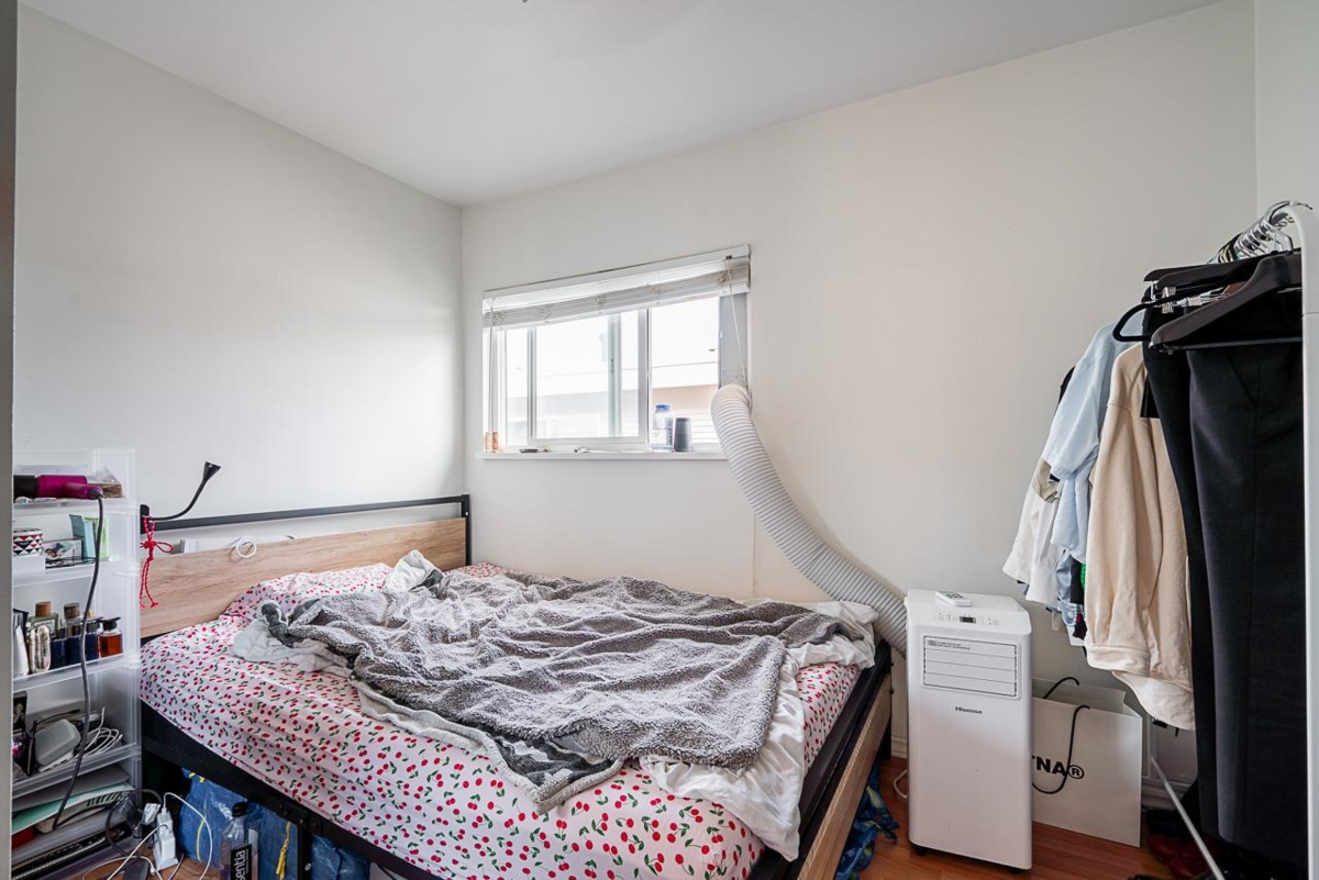 Bedroom 3 Photo of 5959 Mcmurray Avenue, Burnaby, BC