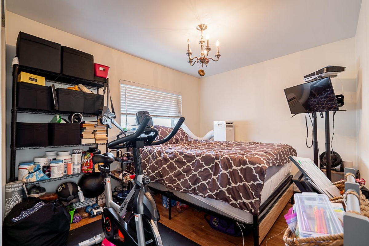 Bedroom 4 Photo of 5959 Mcmurray Avenue, Burnaby, BC