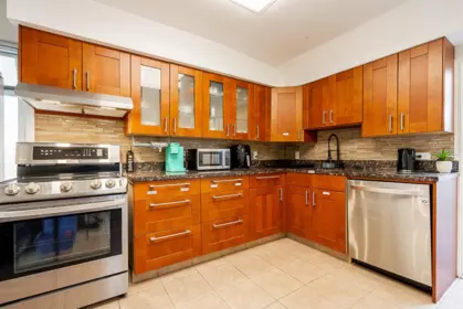 Breakfast Nook Photo of 5959 Mcmurray Avenue, Burnaby, BC