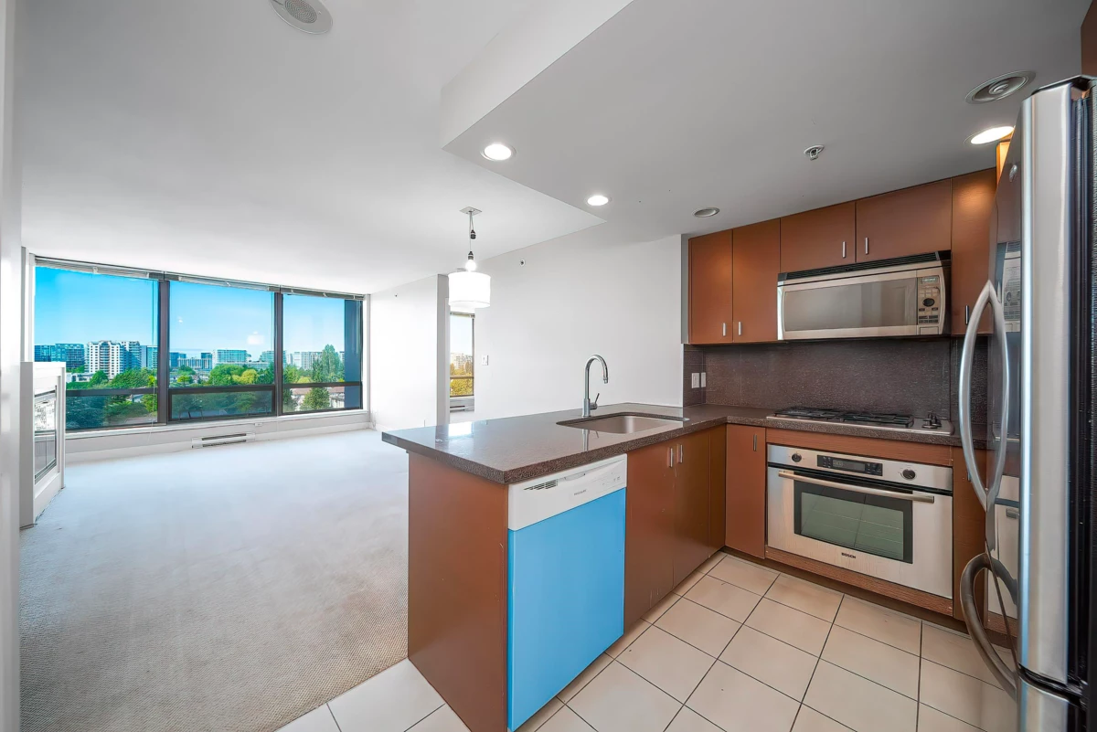 Pantry Photo of 1102 9188 Cook Road, Richmond, BC