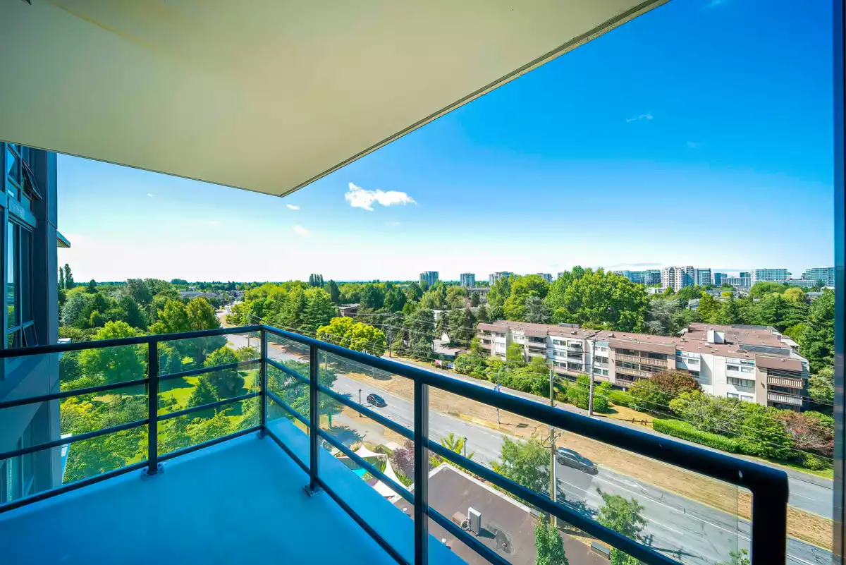 Powder Room Photo of 1102 9188 Cook Road, Richmond, BC