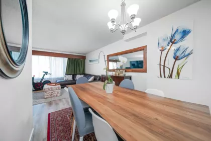 2068 Springer Avenue, Burnaby, BC, Burnaby — Townhouse for sale
