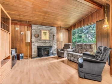 6537 Waltham Avenue, Burnaby, BC, Burnaby — Single Family Residence for sale