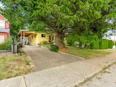 6537 Waltham Avenue, Burnaby, BC, Burnaby — Single Family Residence for sale