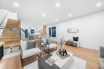 1810 E 55th Avenue, Vancouver, BC, Vancouver — Half Duplex for sale