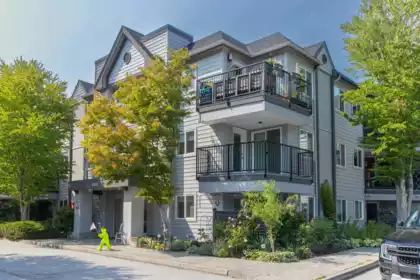 C211 40140 Willow Crescent, Squamish, BC, Squamish — Apartment/Condo for sale