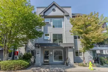 C211 40140 Willow Crescent, Squamish, BC, Squamish — Apartment/Condo for sale