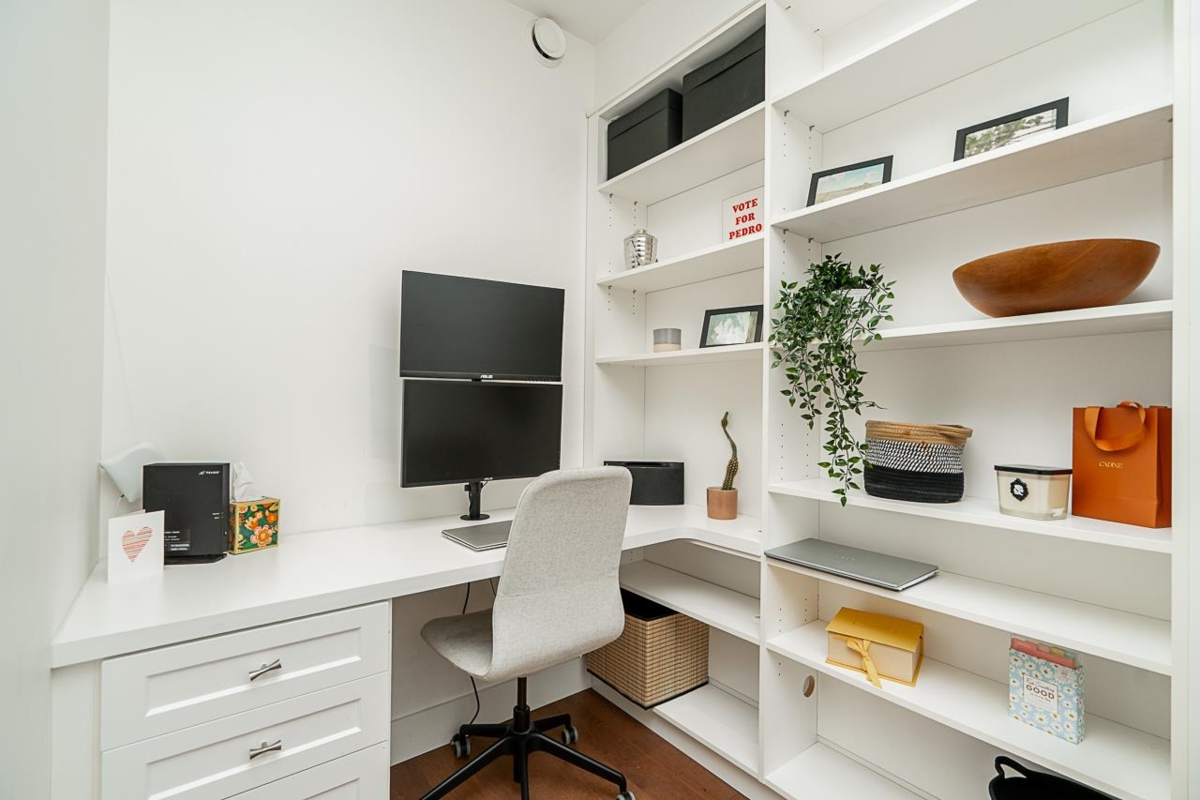 Walk-In Closet Photo of 207 5928 Birney Avenue, Vancouver, BC