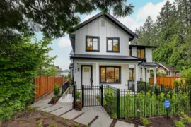 259 E 23rd Street, North Vancouver, BC
