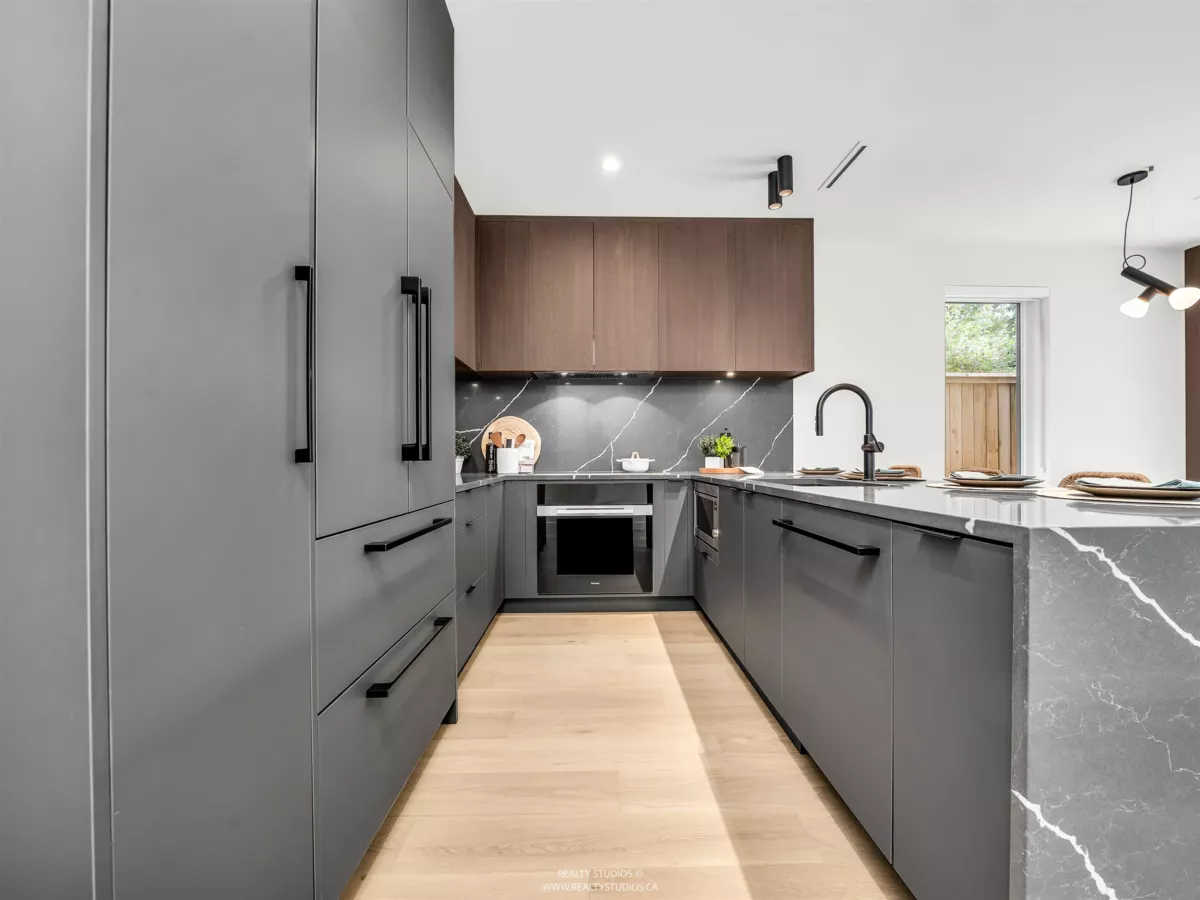 Pantry Photo of 1 1120 E 23rd Avenue, Vancouver, BC