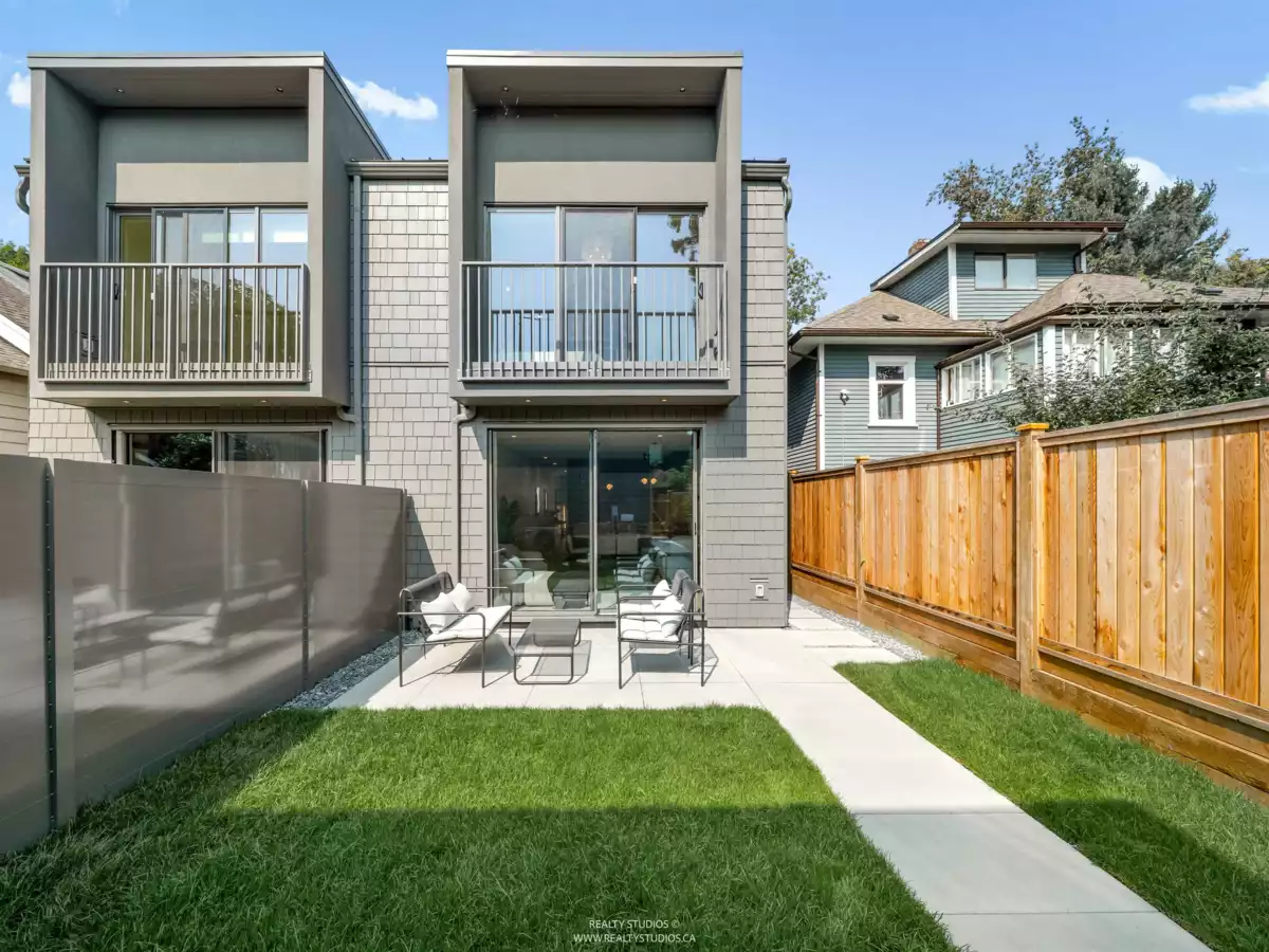 Street View Photo of 1 1120 E 23rd Avenue, Vancouver, BC