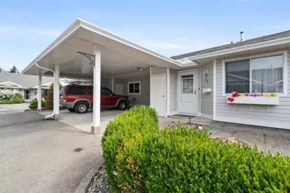 Front exterior of 255 7610 Evans Road, Chilliwack, BC