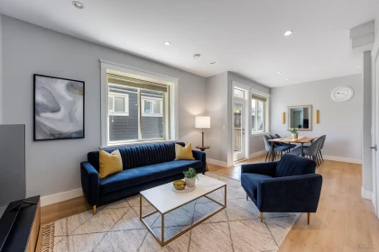 5078 Norfolk Street, Burnaby, BC, Burnaby — Half Duplex for sale