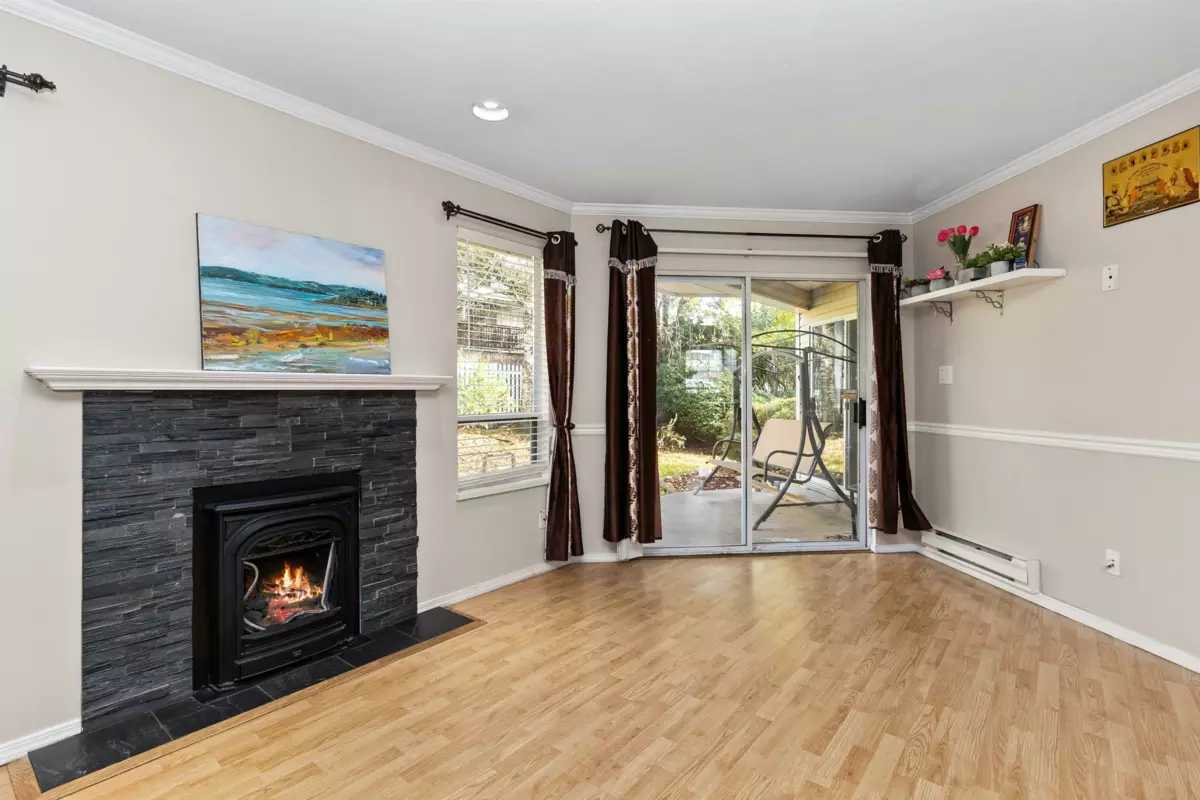 Dining Area Photo of 53 31255 Upper Maclure Drive, Abbotsford, BC