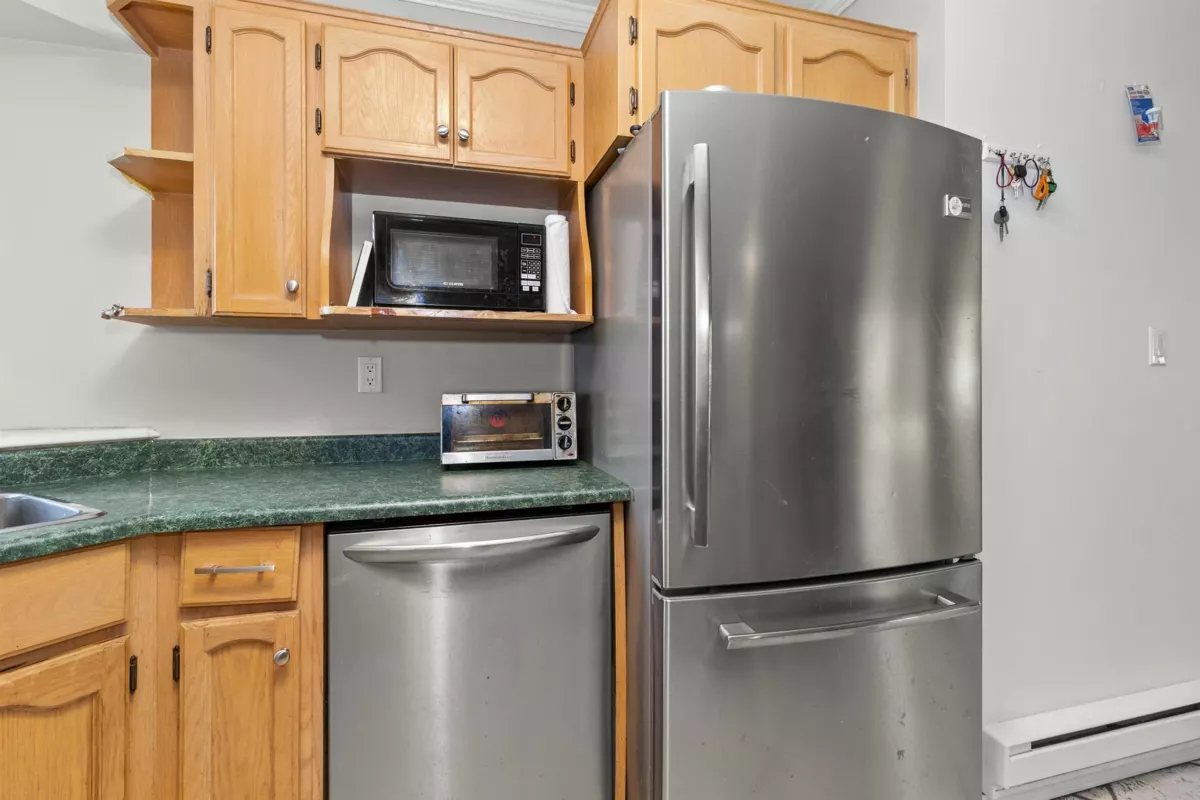 Primary Bathroom Photo of 53 31255 Upper Maclure Drive, Abbotsford, BC